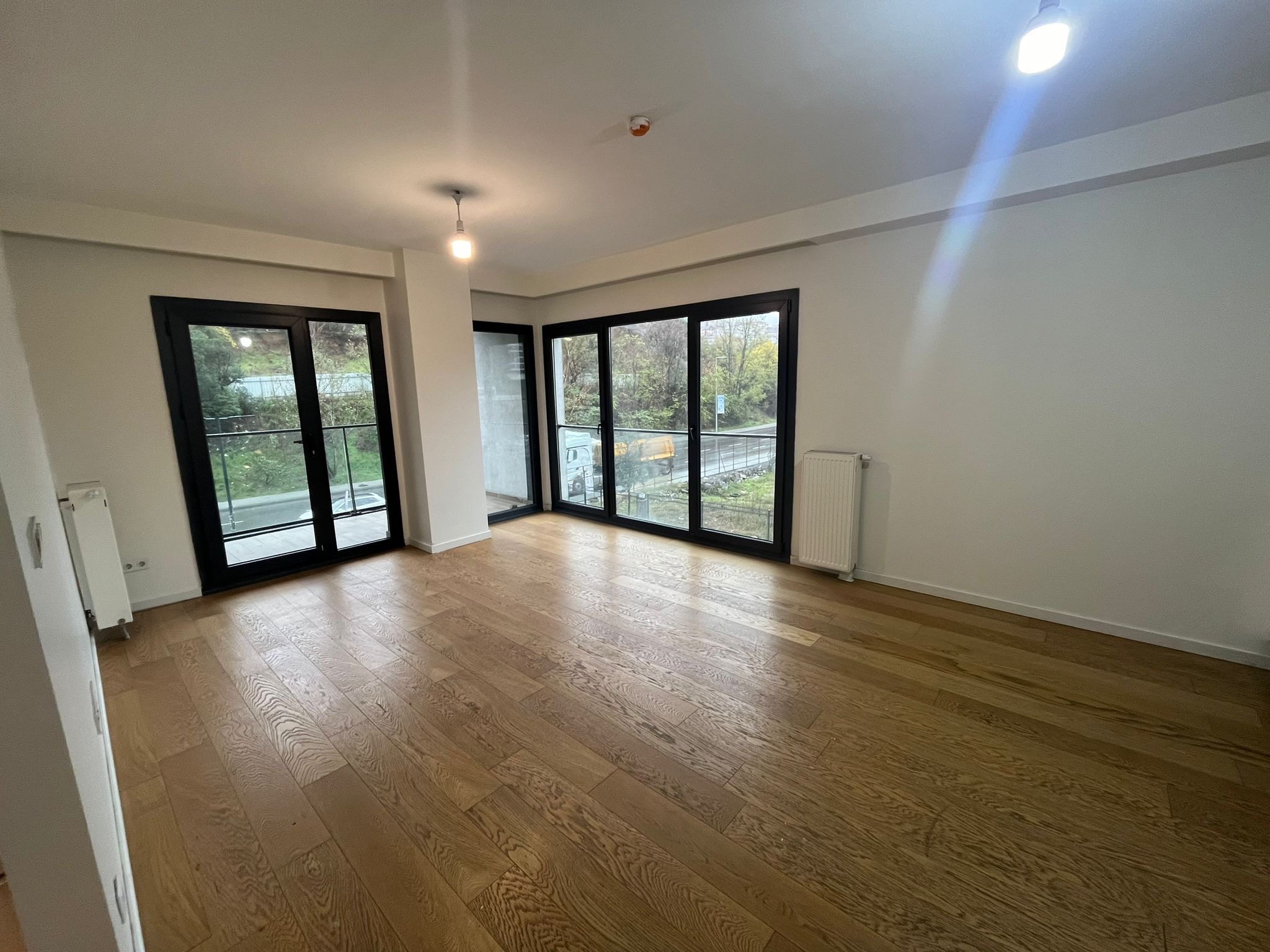 65ff2c2b-35a2-4d37-a2b8-825351192f76