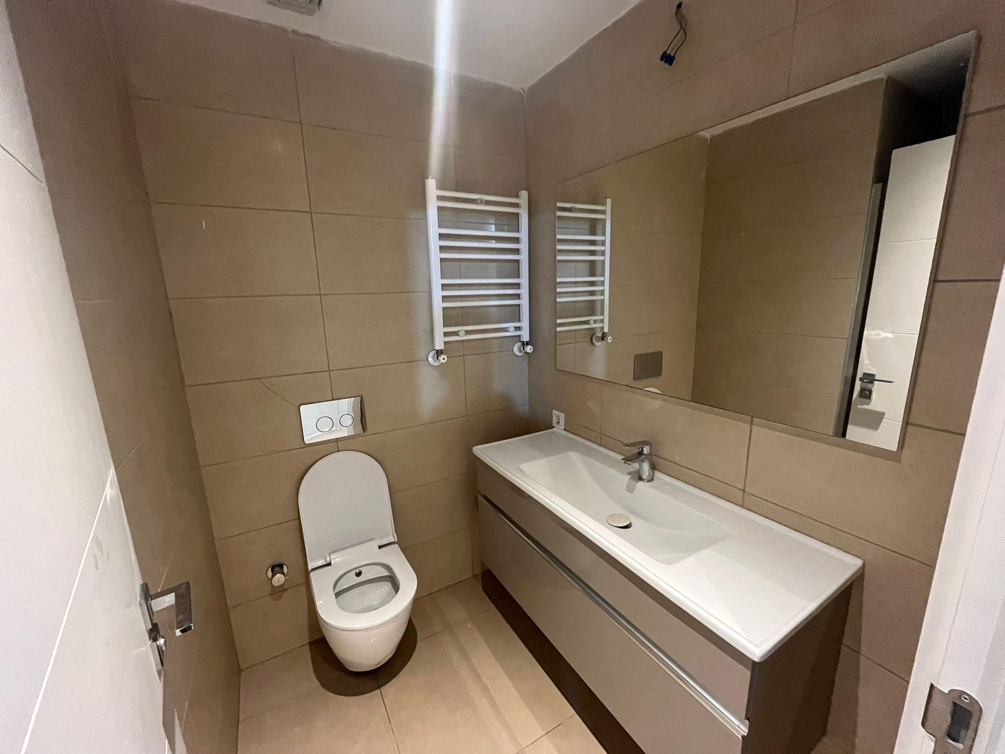 c33f14cb-cb5e-4a38-a6a1-2f7e14062cd5