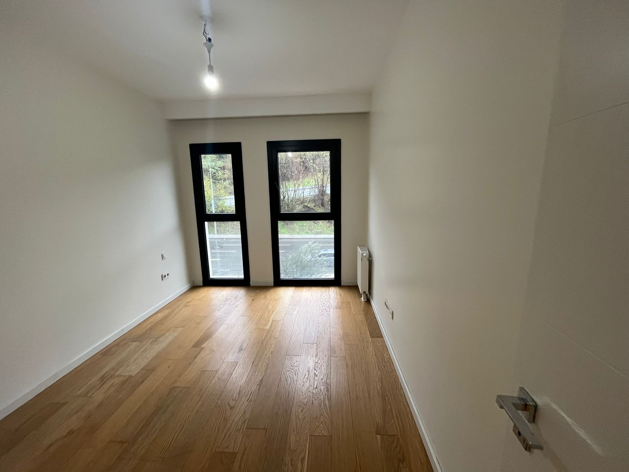 dd13361d-4d93-4dad-b6b9-ffbbc924cd5c