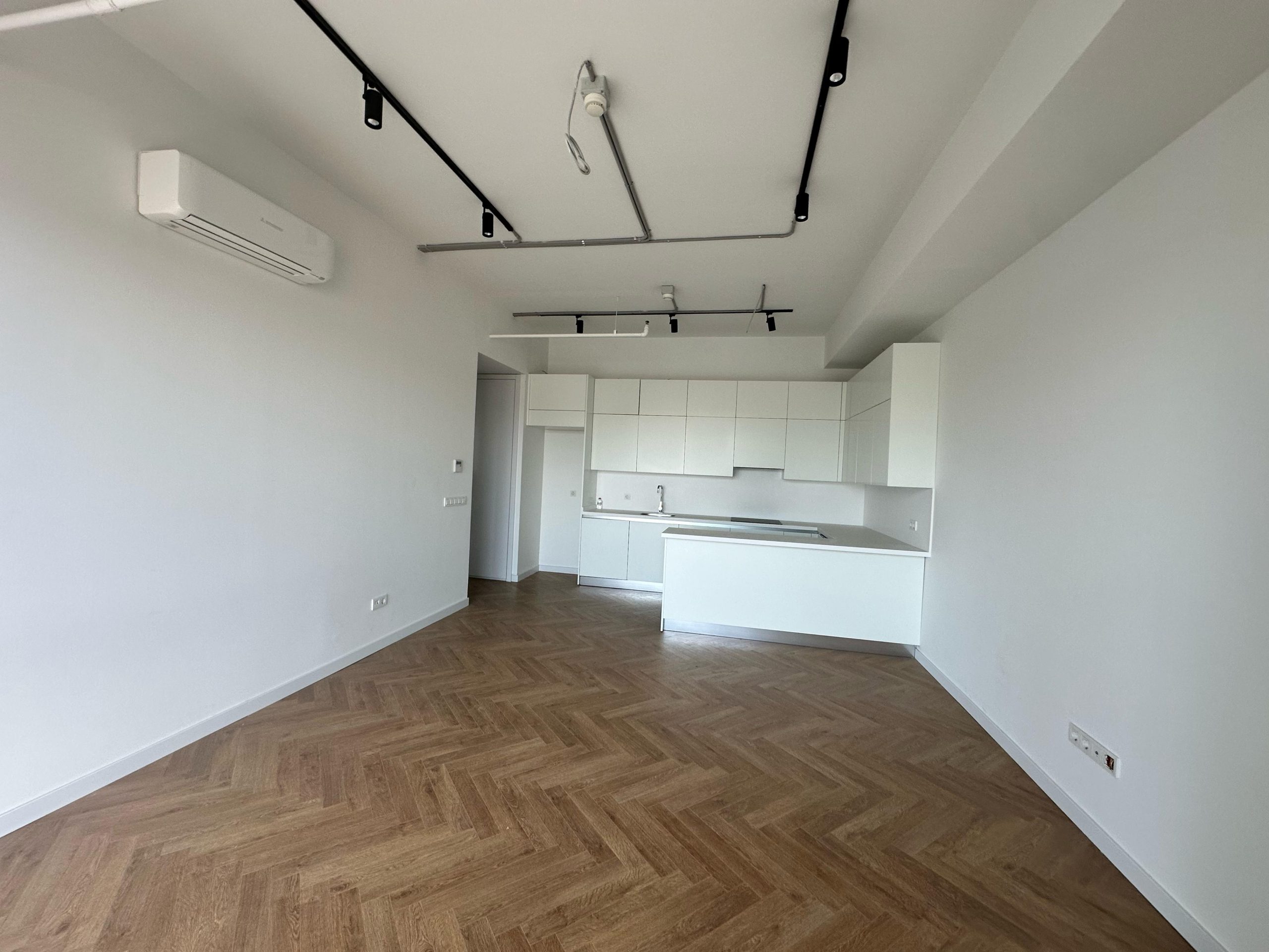 WhatsApp Image 2025-05-10 at 00.12.14